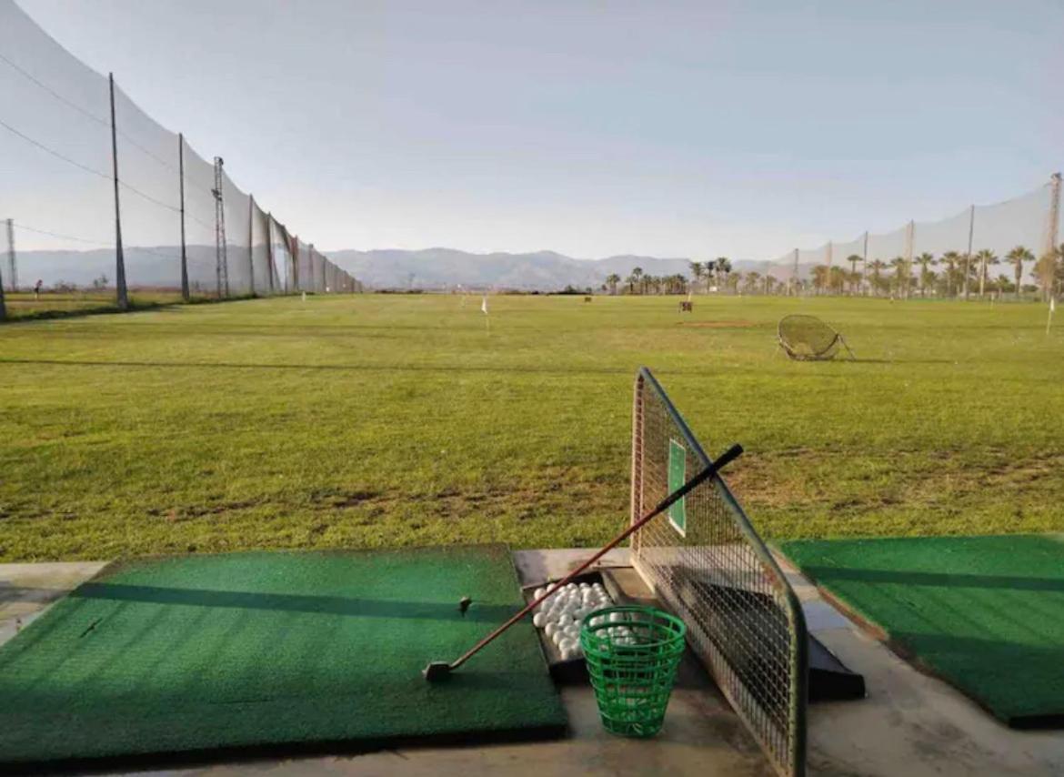 Toyo Golf Apartment Almeria Bagian luar foto