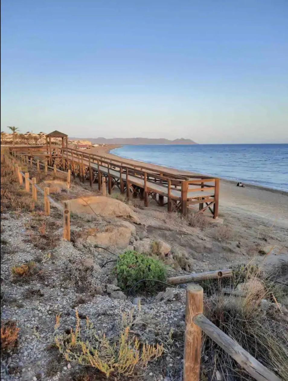 Toyo Golf Apartment Almeria Bagian luar foto