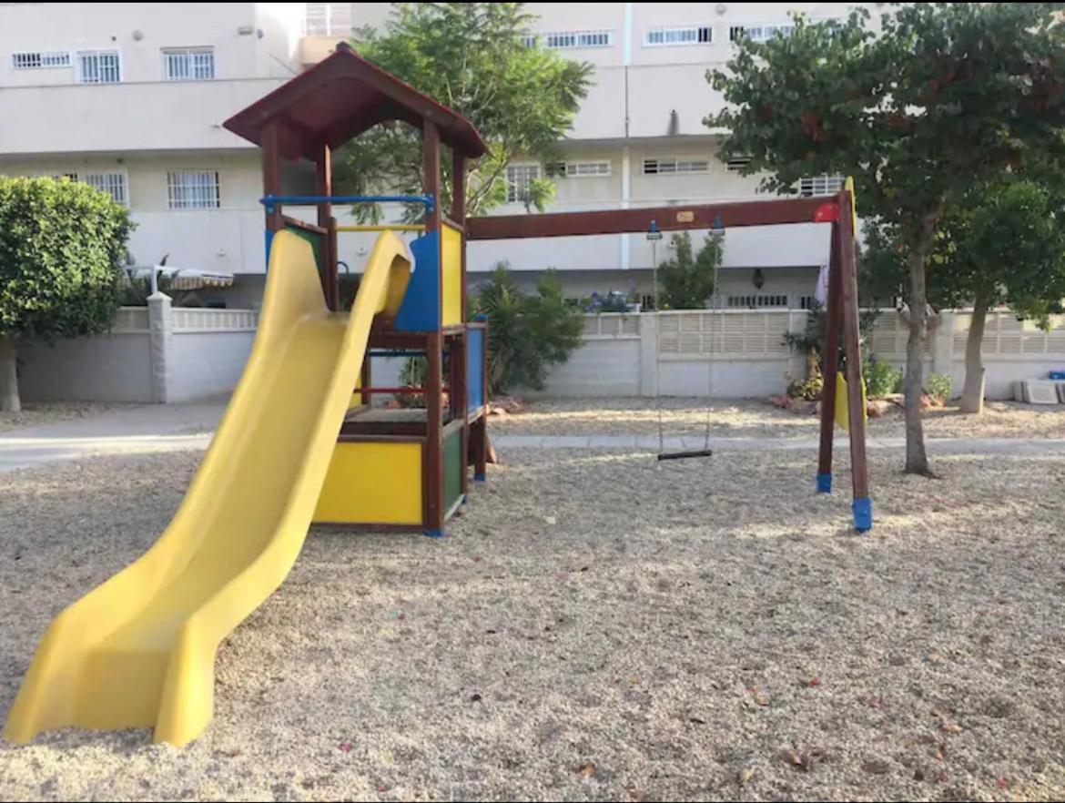 Toyo Golf Apartment Almeria Bagian luar foto