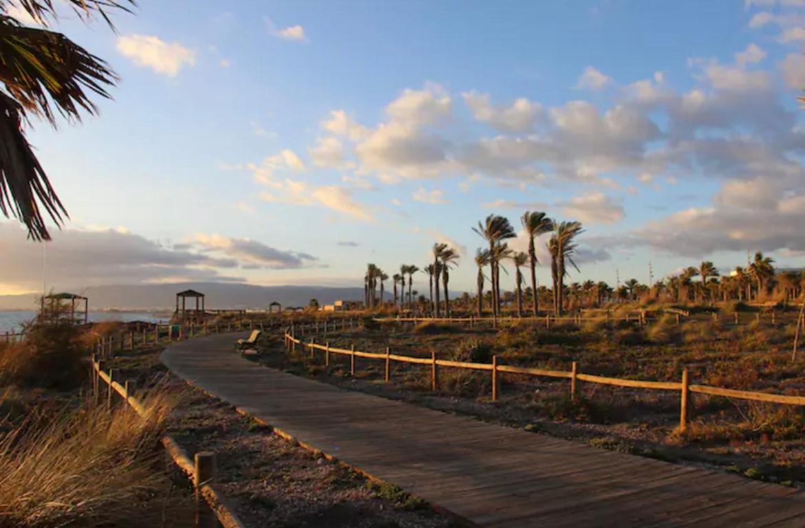 Toyo Golf Apartment Almeria Bagian luar foto